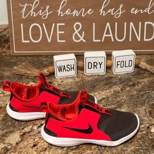 Nike Flex Runner Girls Shoes